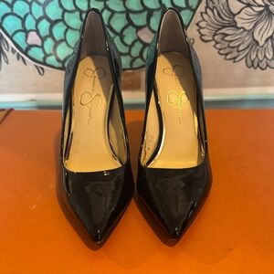 Jessica Simpson Black Patent Leather Pumps – Pointed Toe High Heels – Size 8 1/2